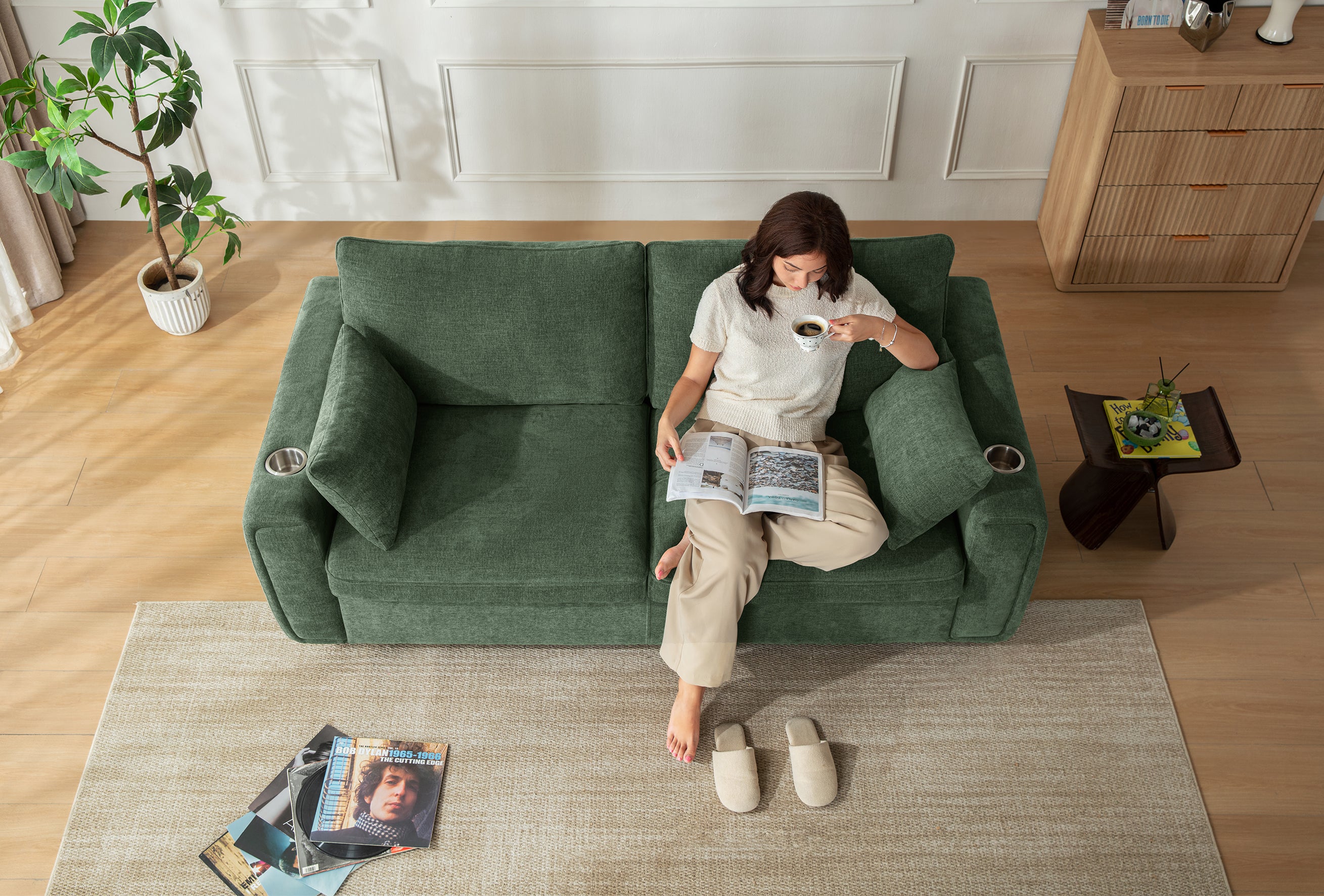LUMI 2-in-1 Queen Sleeper Sofa with One-Pull Bed, USB Charging & RGB