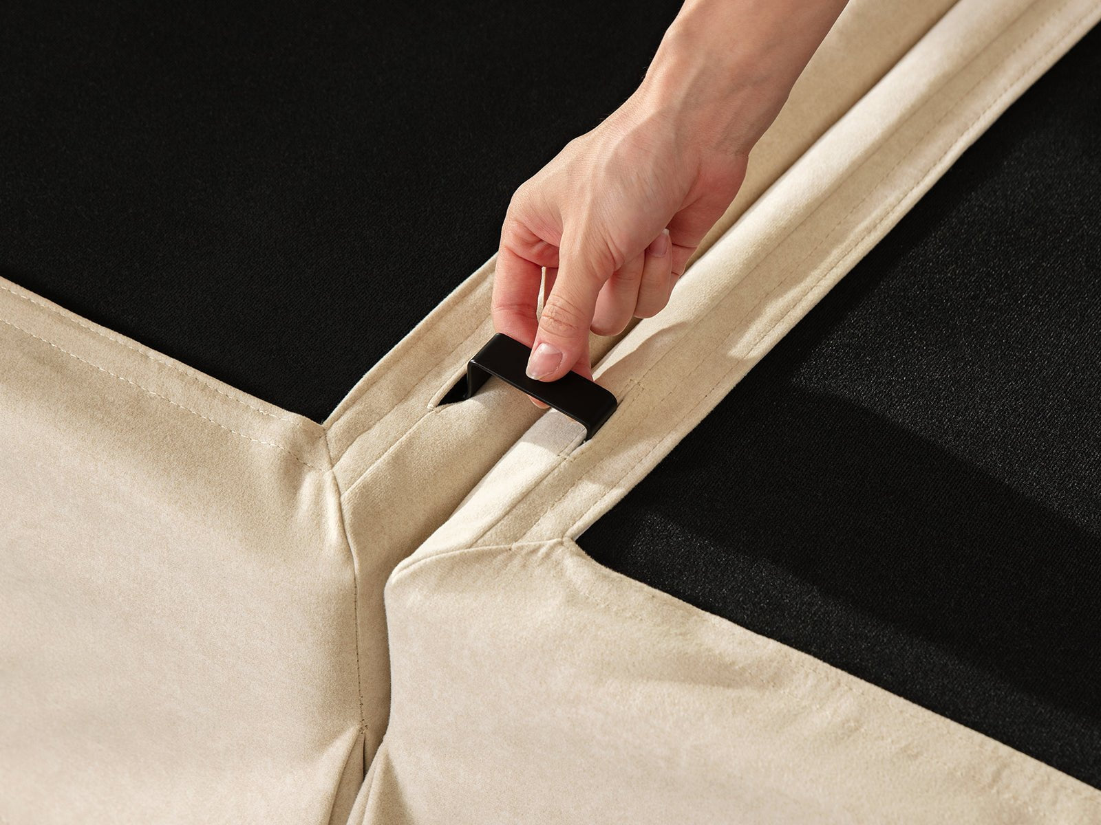 DUETTO Nano - Shield™ Fabric 5 Seats with Ottoman